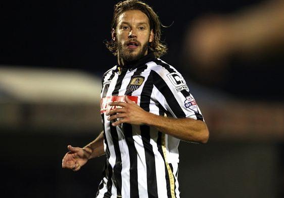 More information about "Alan Smith eager to sign Notts County contract extension"