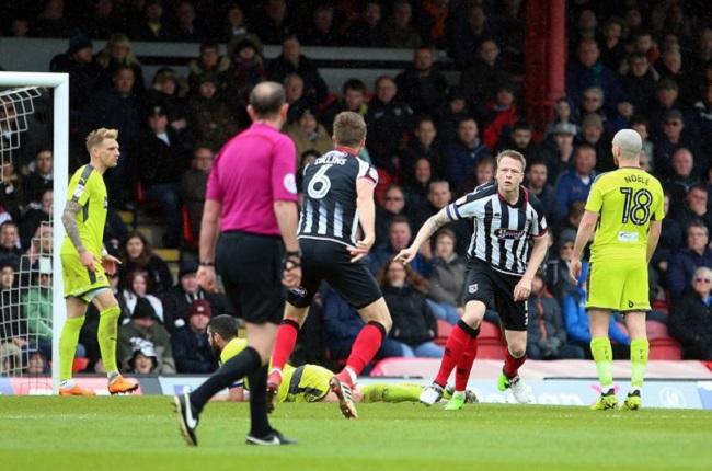 More information about "Match Report: Notts County miss out on top three with defeat at Grimsby Town"