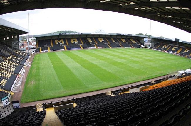 More information about "Notts County sign Kristian Dennis and Andy Kellett"